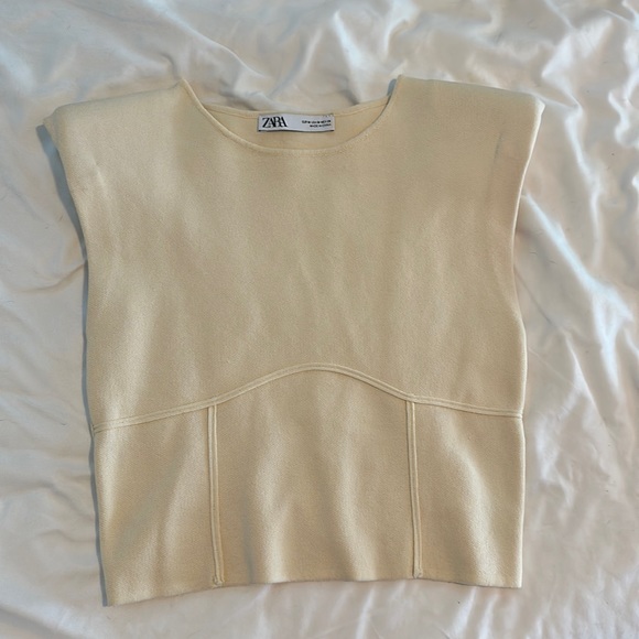Zara Tops Zara Shoulder Pad Crop Top Poshmark